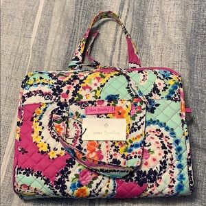 BRAND NEW Vera Bradley travel case